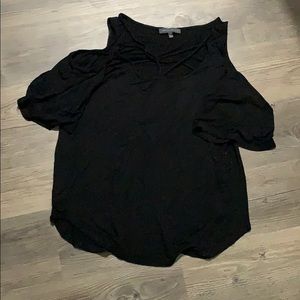 Cut out shoulder t-shirt